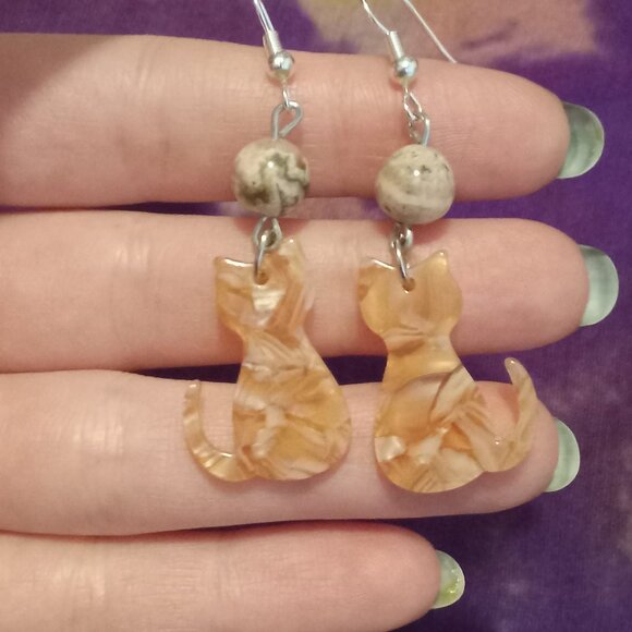 Handmade Rhodonite Kitty Cat Earrings - Picture 4 of 4